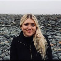 Rebecca Wild profile picture