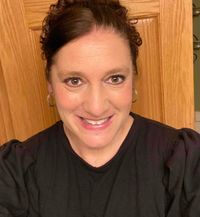Lora Taylor profile picture