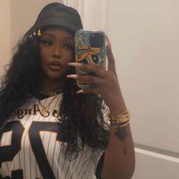 Shar Davis profile picture