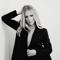 Angela profile picture