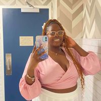 Christie Delanois 🩷 profile picture