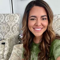 Marina Tichenor profile picture