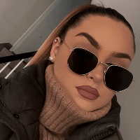 Adrianna profile picture