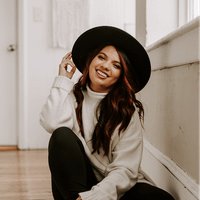 Aly Barnett profile picture