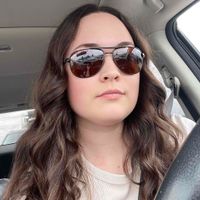 Eve Marlow profile picture