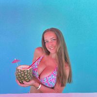 Emma Maxwell profile picture