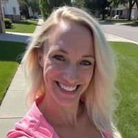 Leah Custer profile picture