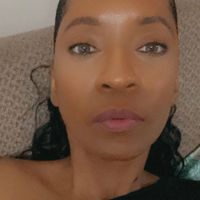 Gwen L profile picture