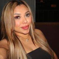 monique valdivia profile picture
