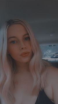 Andria back profile picture