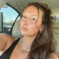Nicole Deslatte profile picture