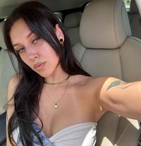 Madison Barnett profile picture