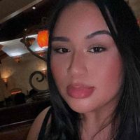 Larissa Luna profile picture