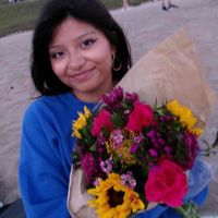 Becca :) profile picture