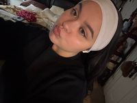 Bri 🦇🌙🪻 profile picture