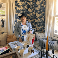 Laura Ovms profile picture