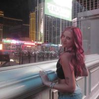 Em Turik profile picture
