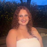Lili Price profile picture