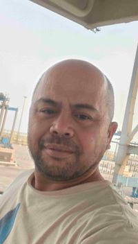 Guide Me Store profile picture