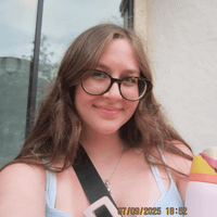 aliyah post profile picture