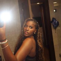 dyana lynn profile picture