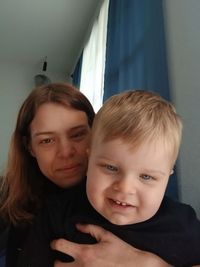 Elizabeth Arnold profile picture