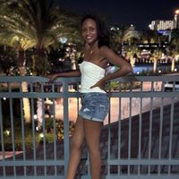 Justine Hall profile picture