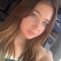 Genevieve Rose🤍🥥🍨 profile picture