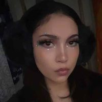 val 🌟 profile picture