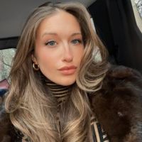 ava profile picture