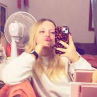 Emily DeeLisa profile picture