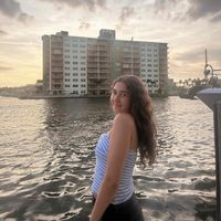 Rose L profile picture
