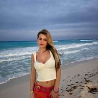 anika fedor profile picture