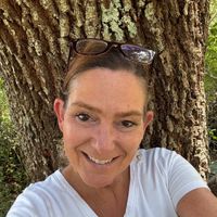 Carol Holloway profile picture