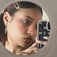 Mila T profile picture