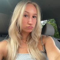 Christina Salvaryn profile picture