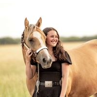 Caraline Higgins profile picture