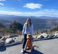 Emily Eschette profile picture
