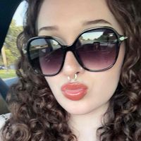 Hannah Holland profile picture