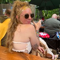 Elizabeth Krysl profile picture