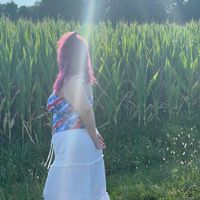 Lydia Hill profile picture