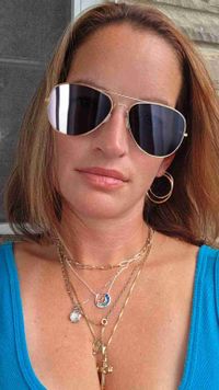 Sarah V profile picture