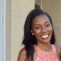 Lia Sewell profile picture