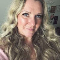 Brittany Butler | Tattoos Tarot & Tea profile picture