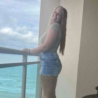 Becca Streets profile picture