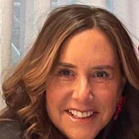 Lyn Cear profile picture