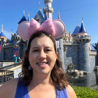 Valerie- Disney, Travel, Shopping profile picture