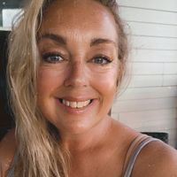 Angie Mikulcik profile picture