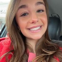 Niki Alexis profile picture