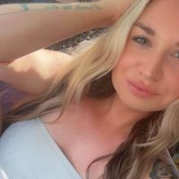 Jillian Louise profile picture